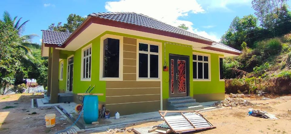 bina rumah atas tanah sendiri